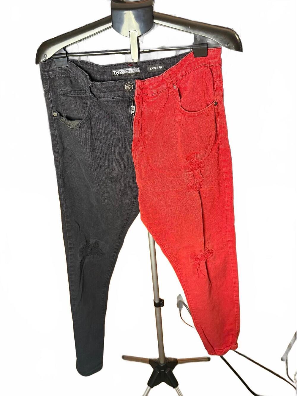 Vintage skinny fit Two-Tone Black and Red Distressed Jeans sz 38 x 32